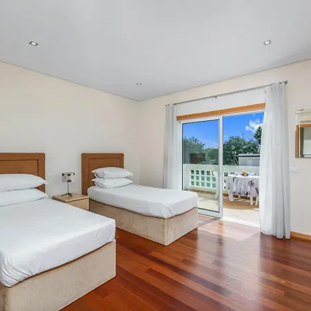 Dom wakacyjny Meadow View Retreat *