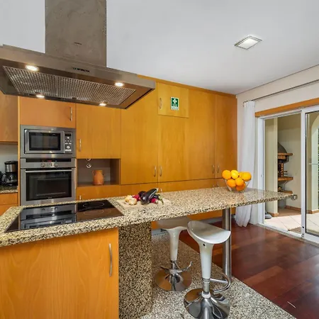Meadow View Retreat