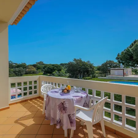 Meadow View Retreat Tatil Evi